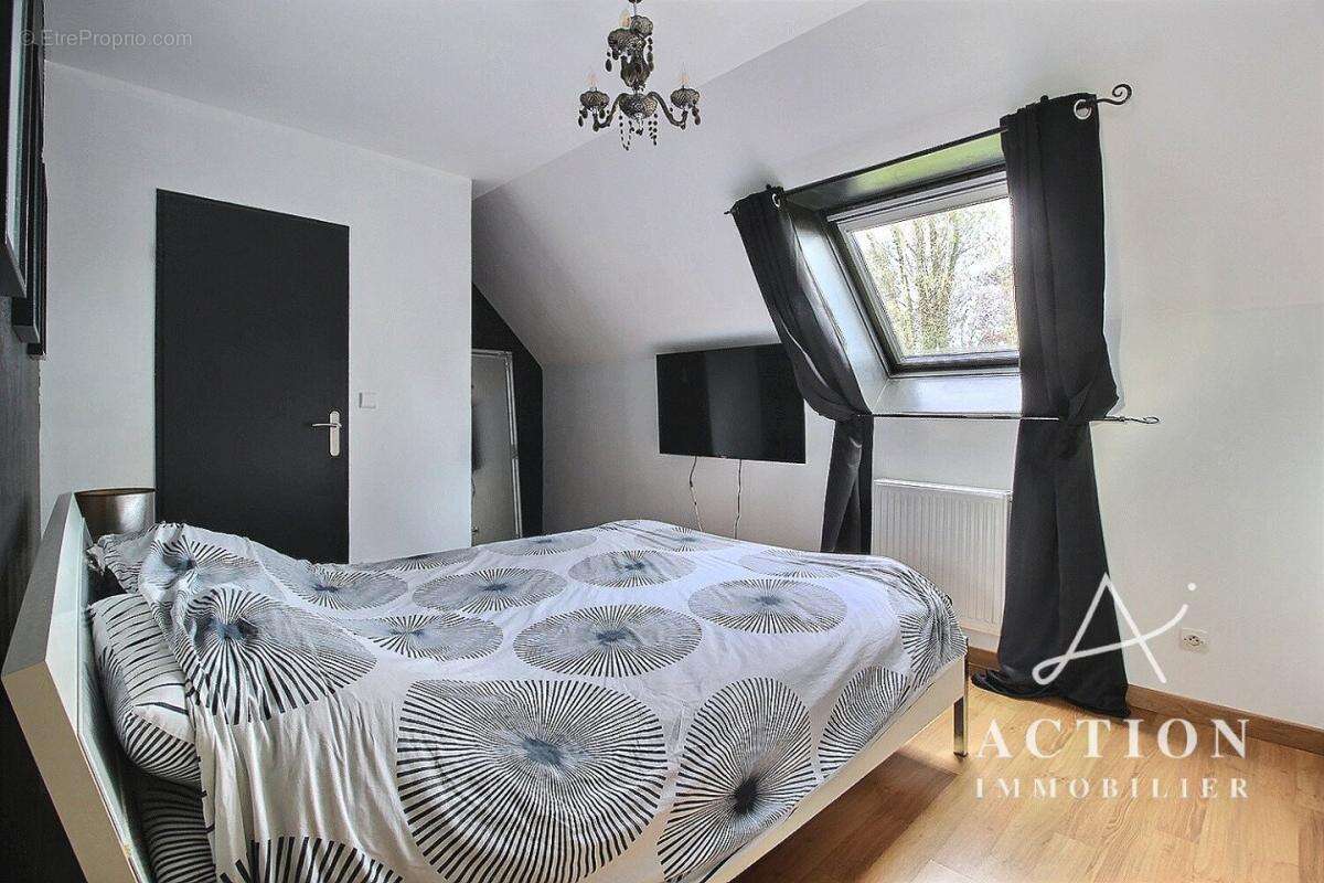 Maison à LYS-LEZ-LANNOY