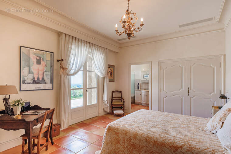 Prestigieuse Propriété à Chateauneuf de Grasse - photo 21