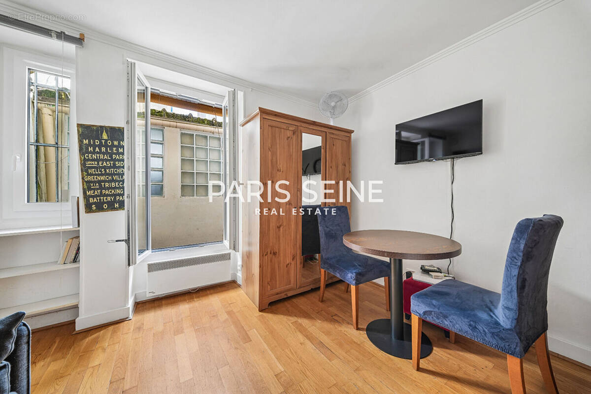 Appartement à PARIS-6E
