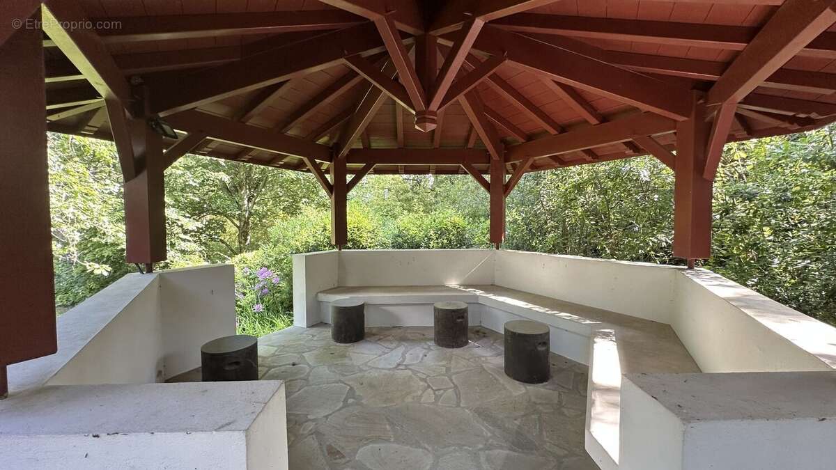 Maison de caractère à vendre  Hossegor  Entre lac et océan  Propriété d'exception de 450 m2 - photo 13