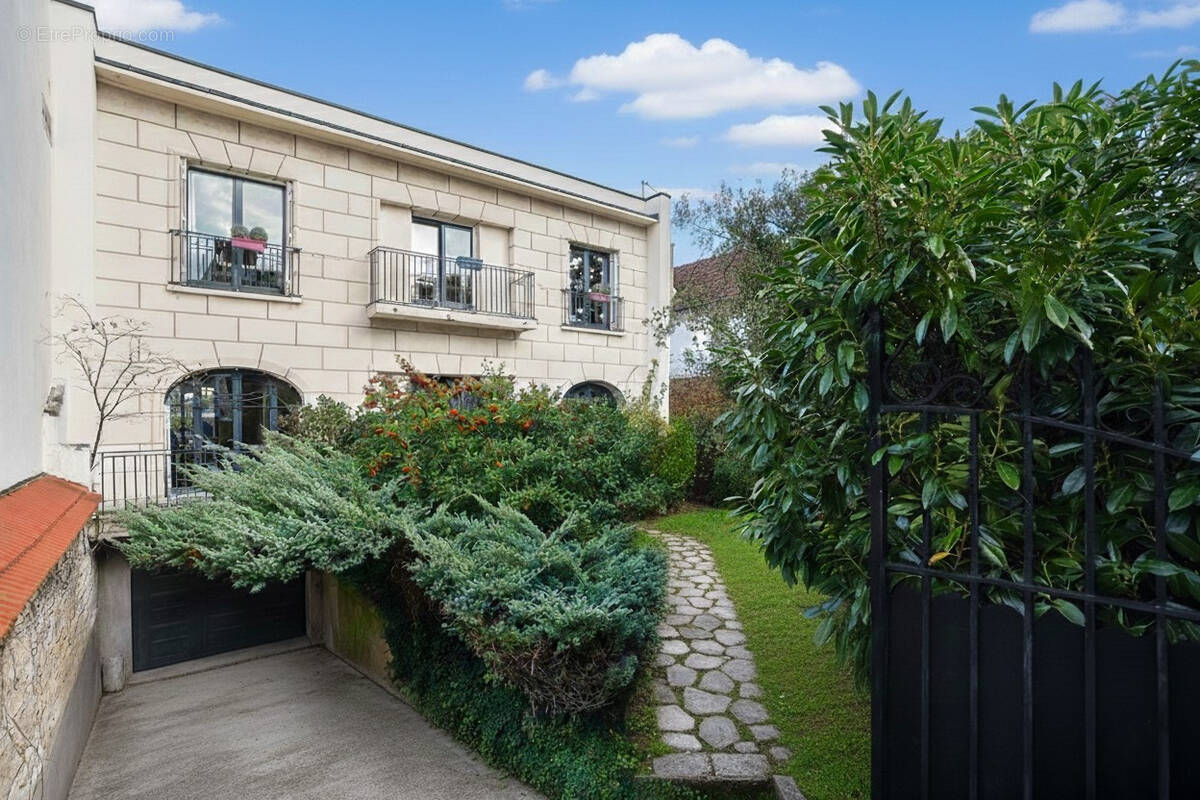 Maison à CROISSY-SUR-SEINE