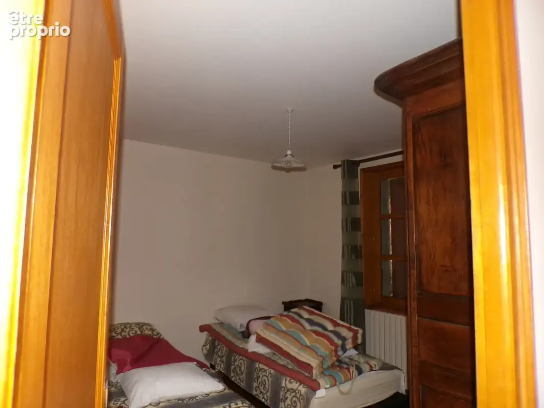 Maison avec grand terrain et vue dominante - photo 18