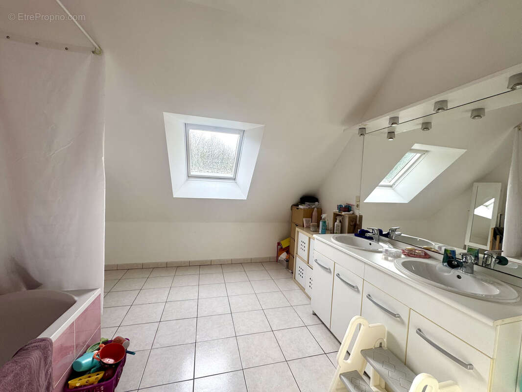 Maison à ERCE-EN-LAMEE