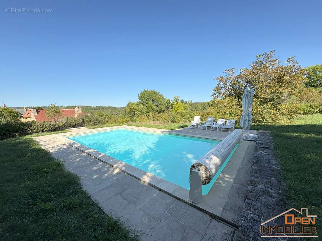 Maison à NADAILLAC-DE-ROUGE