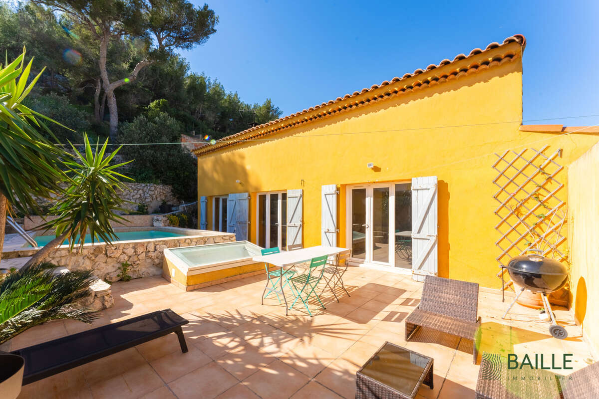 Maison à MARSEILLE-9E