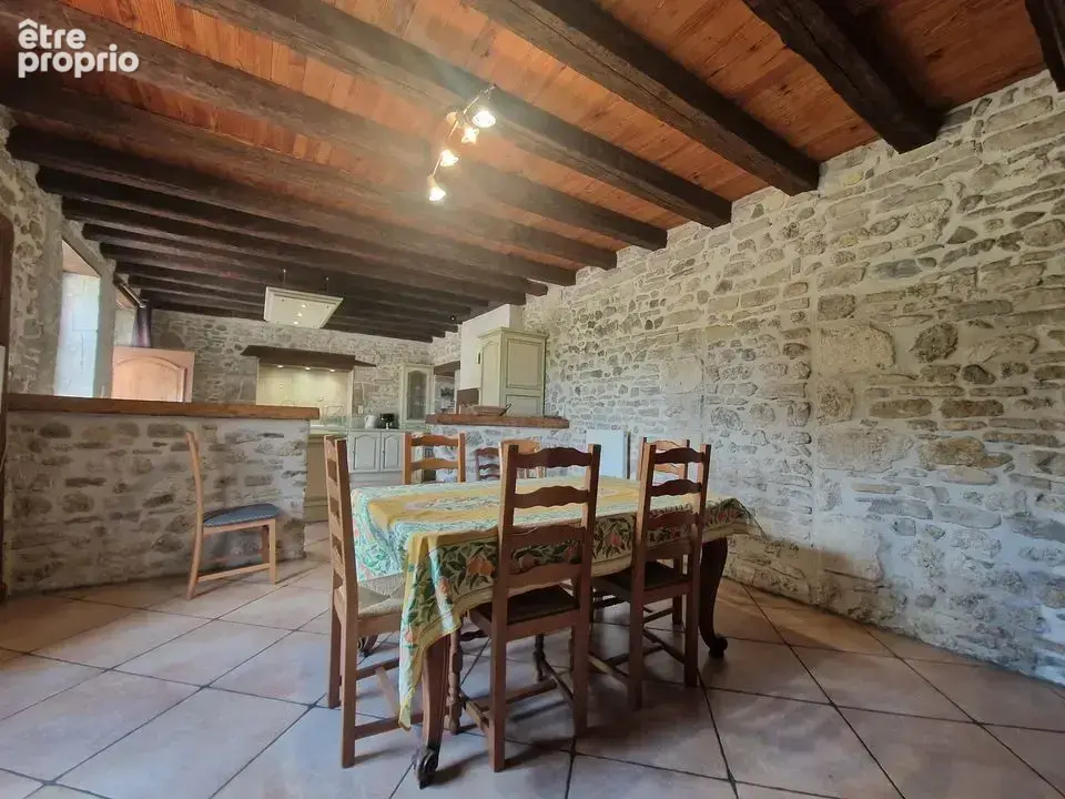 Maison 7 pièces 185 m² à vendre à Saint-Pourcain-Sur-Sioule (03500) - photo 5