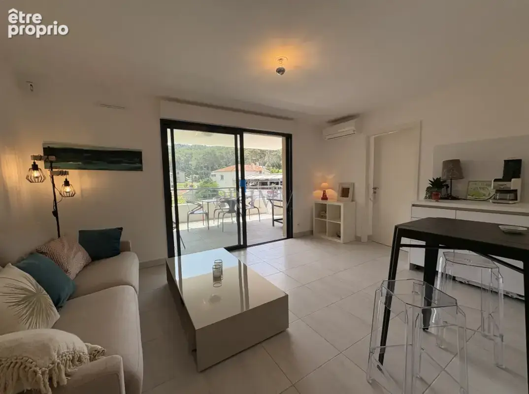 Le dramont magnifique 2p avec garage 200m de la mer - photo 2