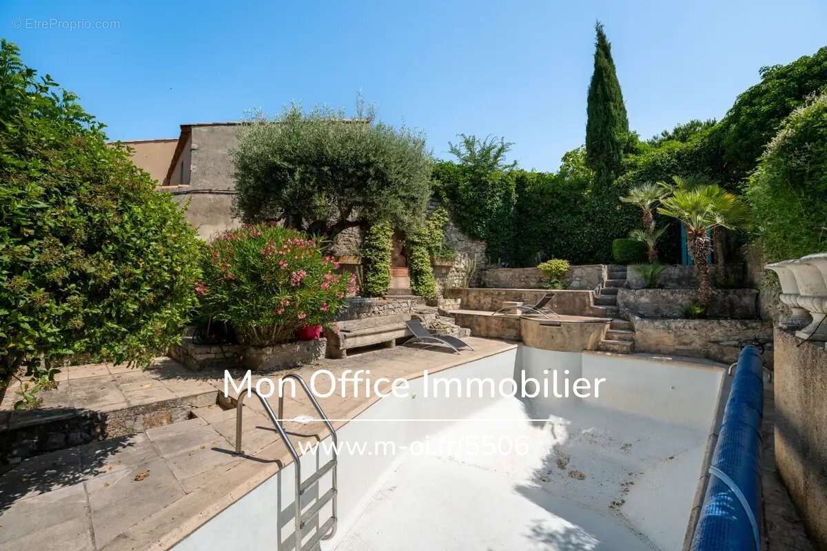 Maison à SAINT-JULIEN