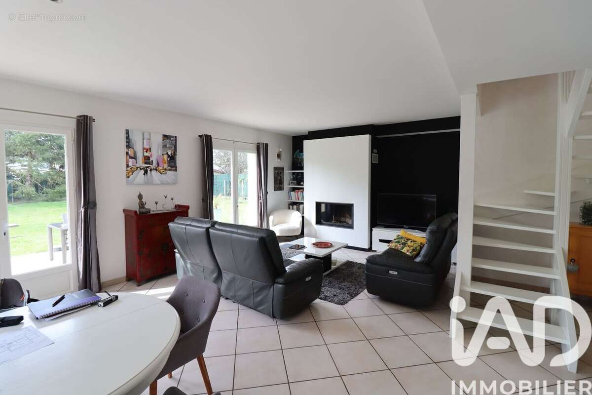 Photo 4 - Maison à ARTIGUES-PRES-BORDEAUX