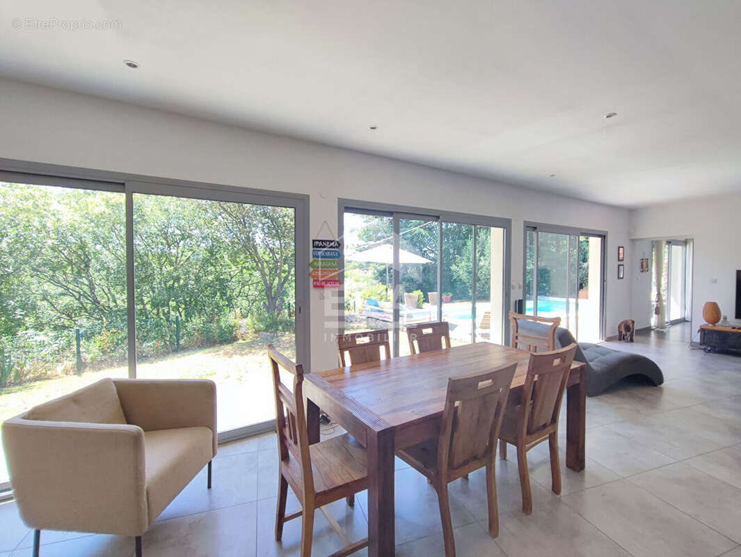 Maison d'architecte Vernegues 4 pièces 182 m² - photo 5