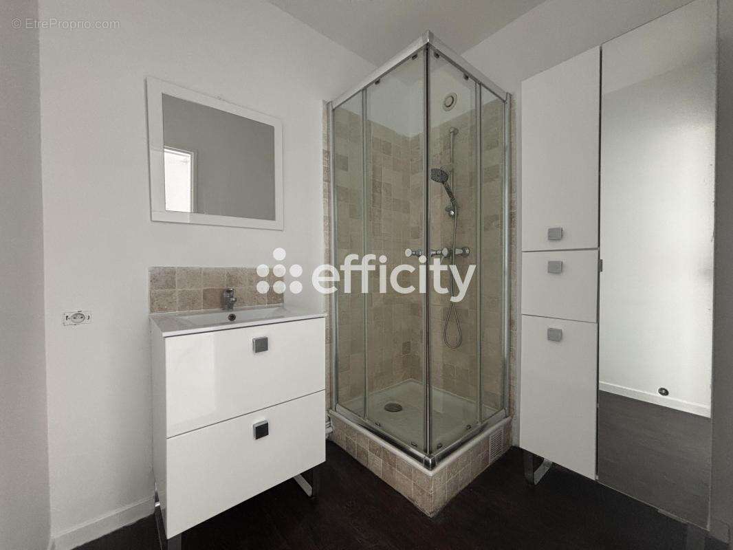 Appartement à ISSY-LES-MOULINEAUX