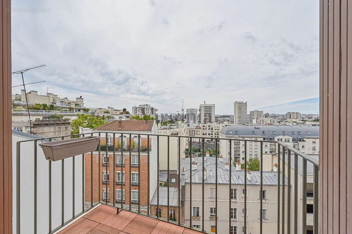 Appartement à CHARENTON-LE-PONT