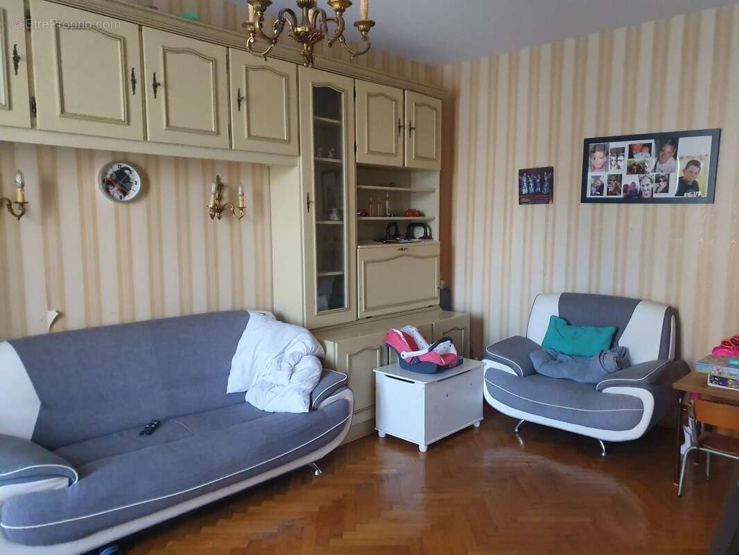 Maison à RIOUX