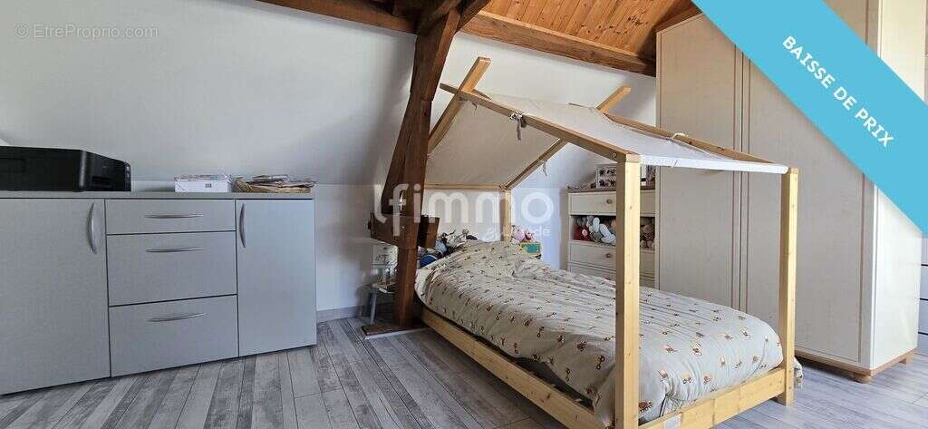 Maison avec jardin et garage – Une belle opportunité à saisir ! - photo 13