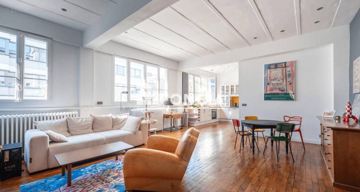 Appartement à MONTROUGE