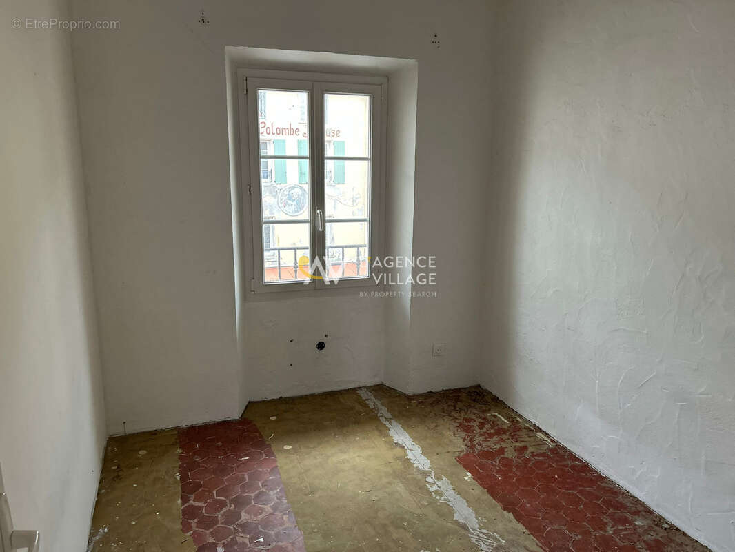 Appartement à LA GARDE-FREINET
