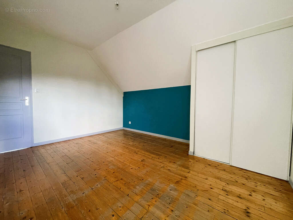 Appartement à FROGES