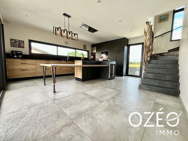 Maison à VILLELONGUE-DE-LA-SALANQUE