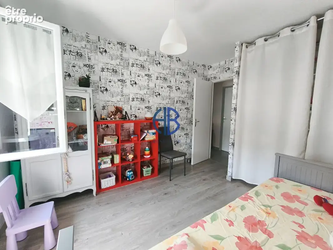Plain pied récent avec garage complètement clos - photo 6