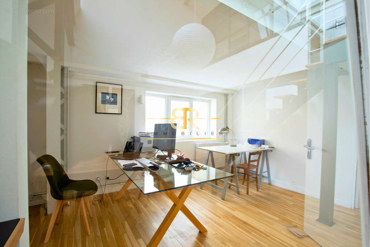 Appartement à PARIS-11E