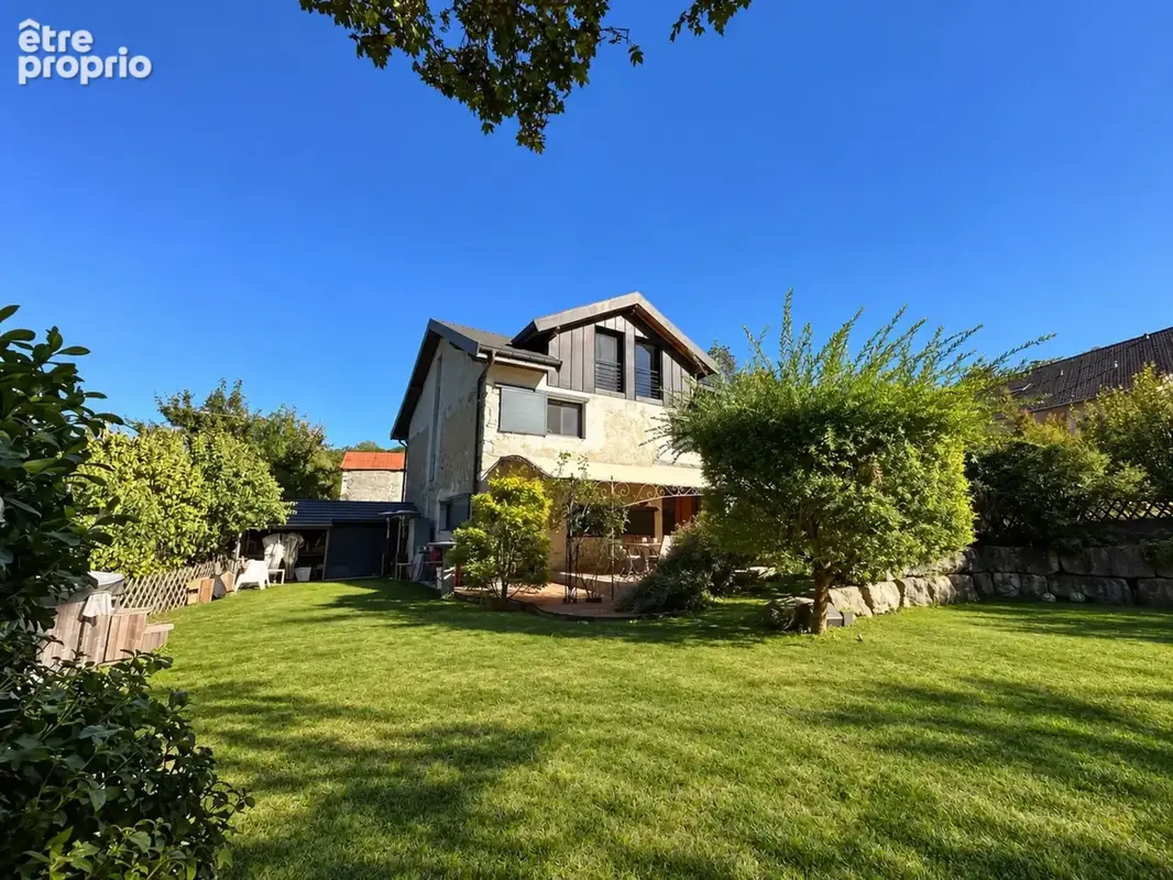Maison à vendre 7 pièces jardin piscine bain nordique - photo 1