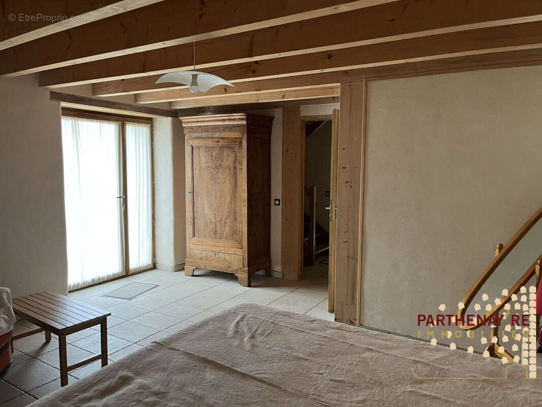 Maison 149 m² à Pressigny  - photo 7