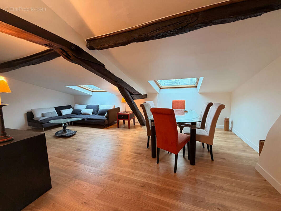 Appartement à NOGENT-SUR-MARNE