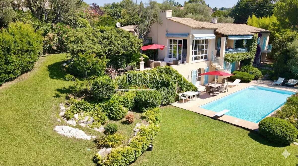 Photo Maison à Mougins au prix de 3 250 000€
