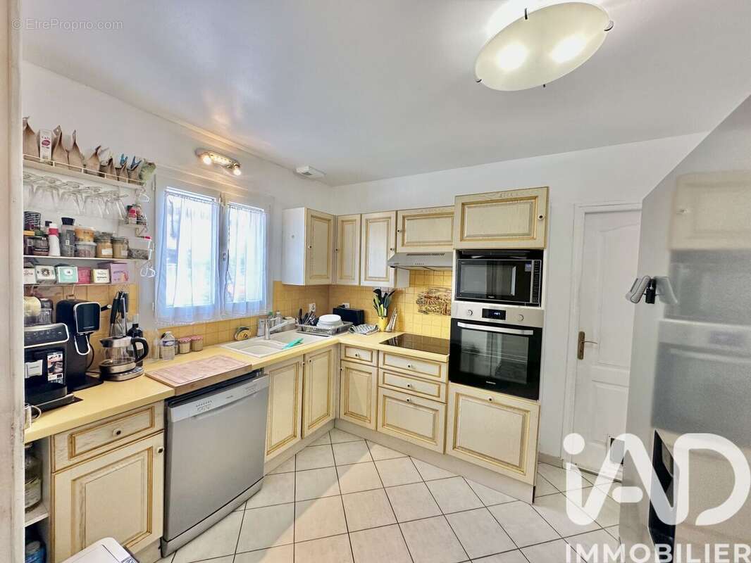 Photo 3 - Maison à LA CRAU