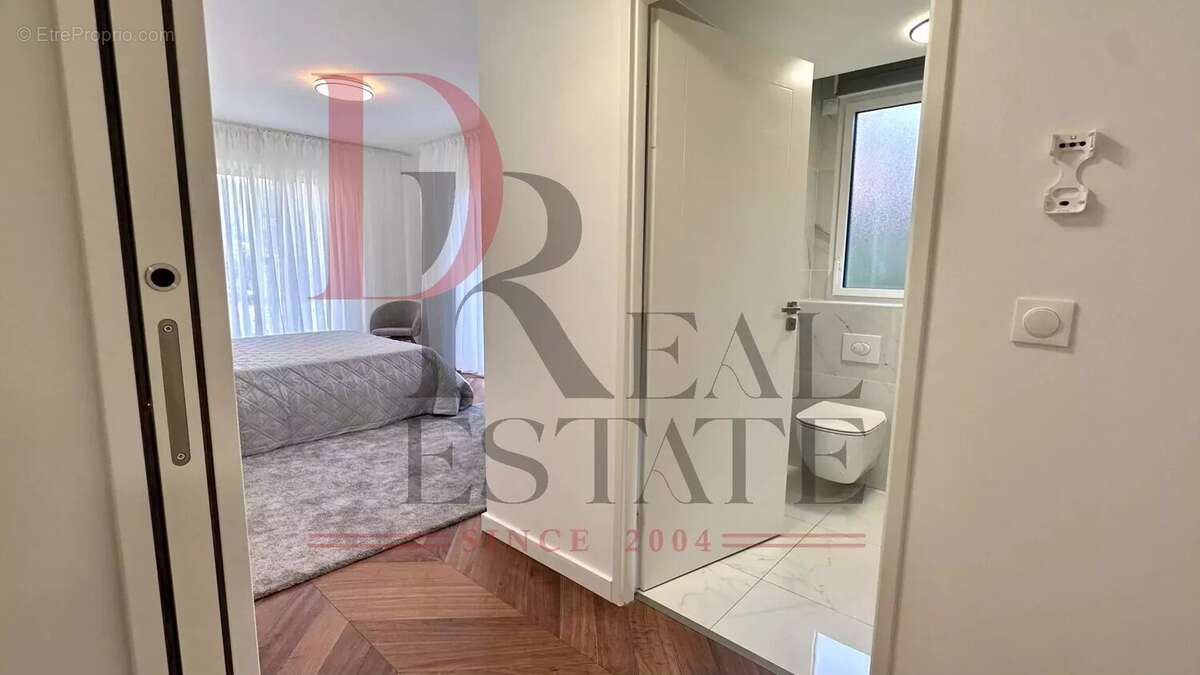 Appartement à ROQUEBRUNE-CAP-MARTIN