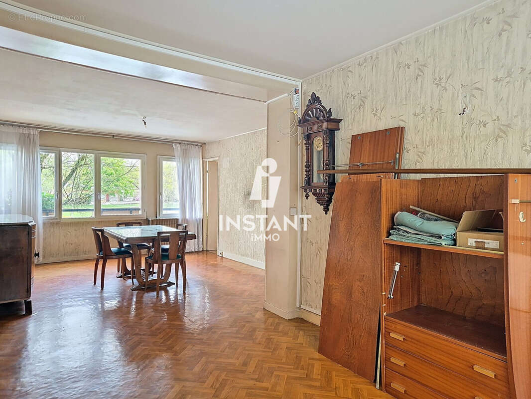 Appartement à MAISONS-ALFORT