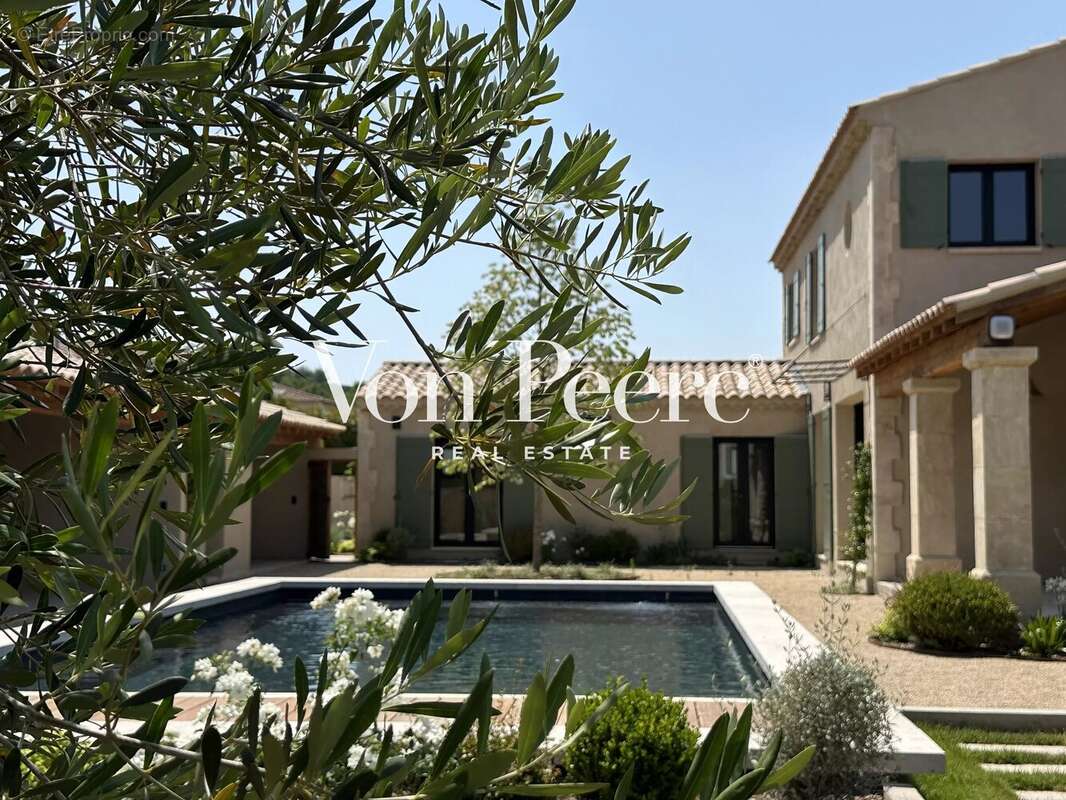 Maison à SAINT-REMY-DE-PROVENCE