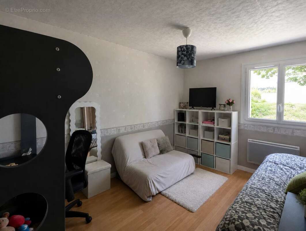 Réf. 2299 – Pavillon 5 ch. avec sous‑sol & grand jardin - photo 7