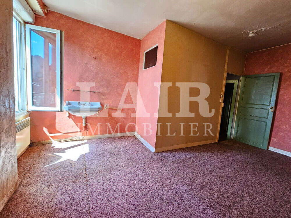 Maison à SAINT-LEONARD-DES-BOIS