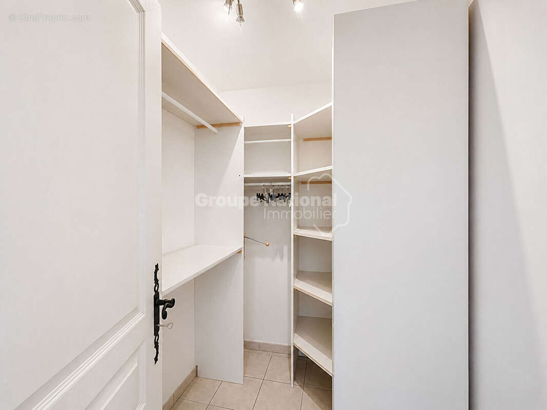 Maison 277 m² à Beaucaire  - photo 14