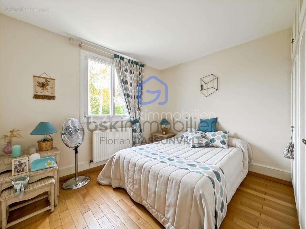 Maison PLAIN-PIED 120 m2 - 4 chambres - Terrain 586 m2 - Garage double - photo 9