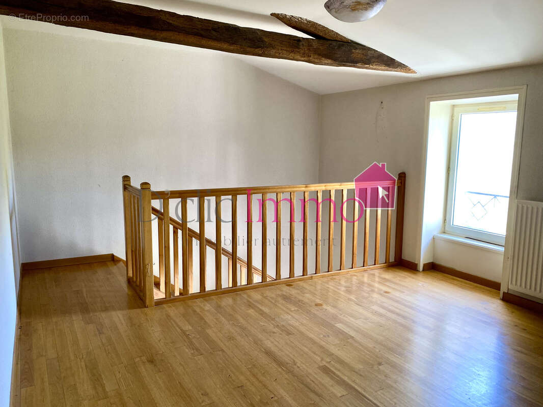 Maison à LES CLOUZEAUX