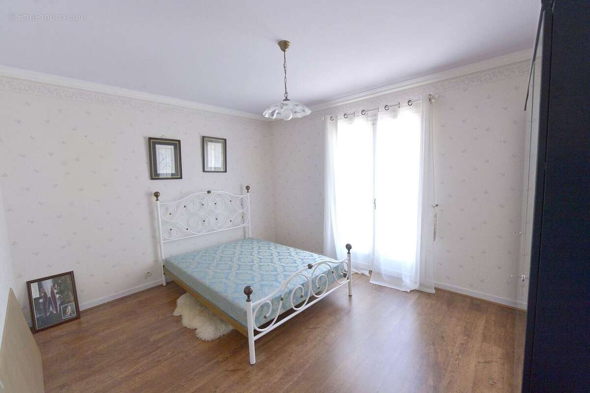 Maison à SAINT-SULPICE-DE-ROYAN