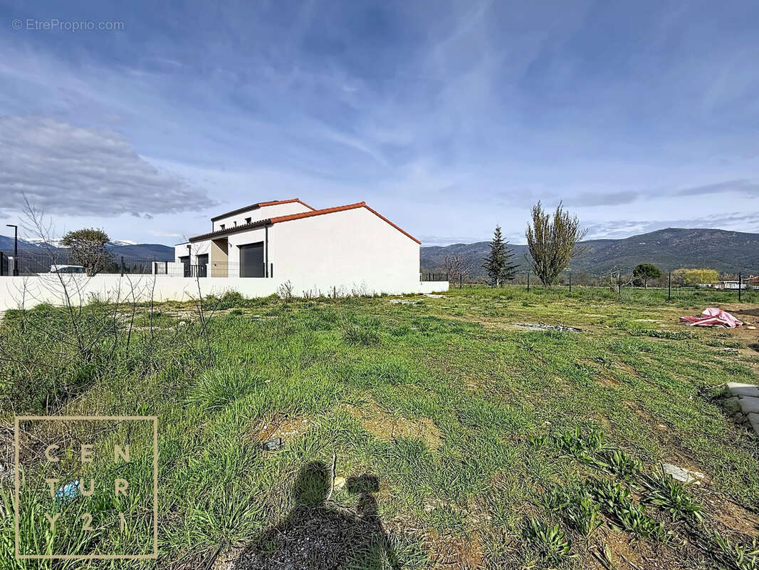 Terrain constructible viabilisé ? Vue Canigou ? Lo - photo 2