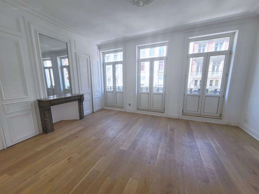 Photo Appartement à Lille au prix de 210 000€