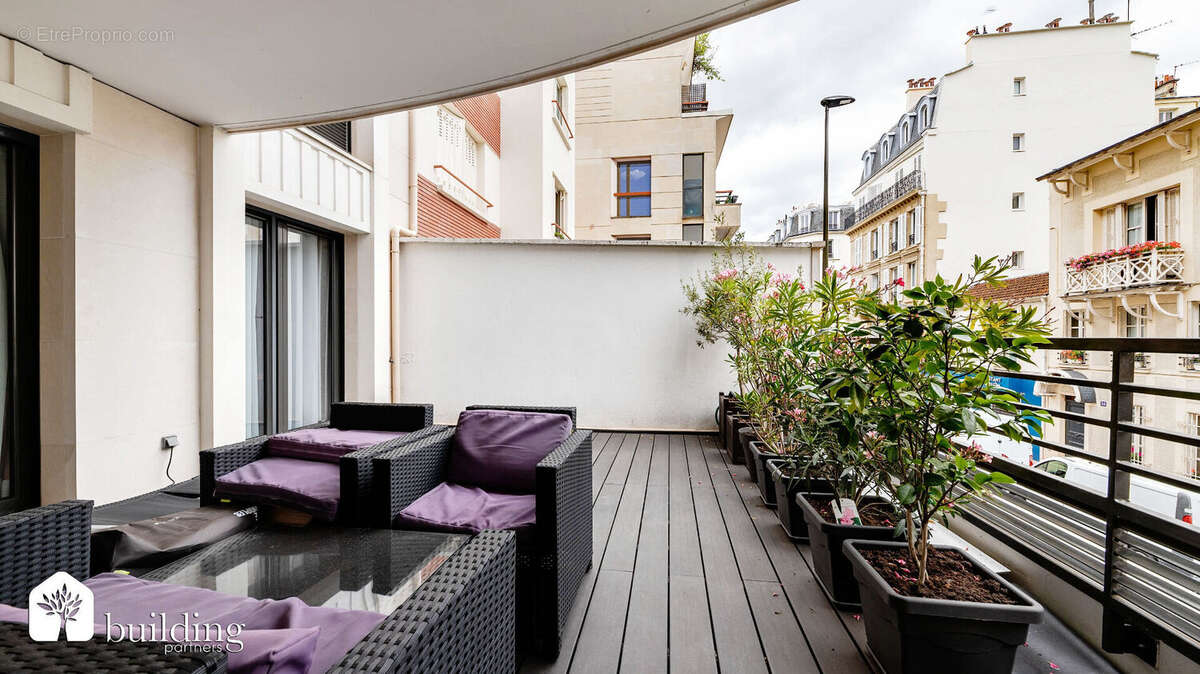 Appartement à LEVALLOIS-PERRET