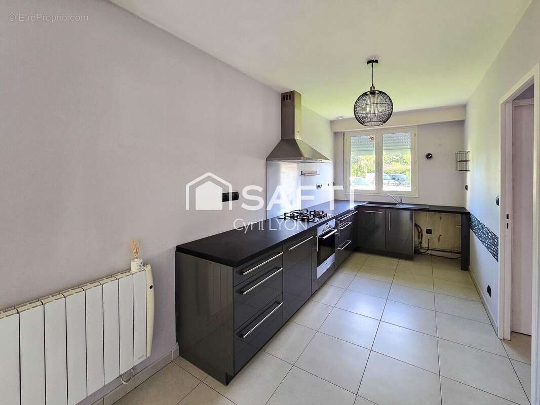 Maison 103 m² à Gennes  - photo 5