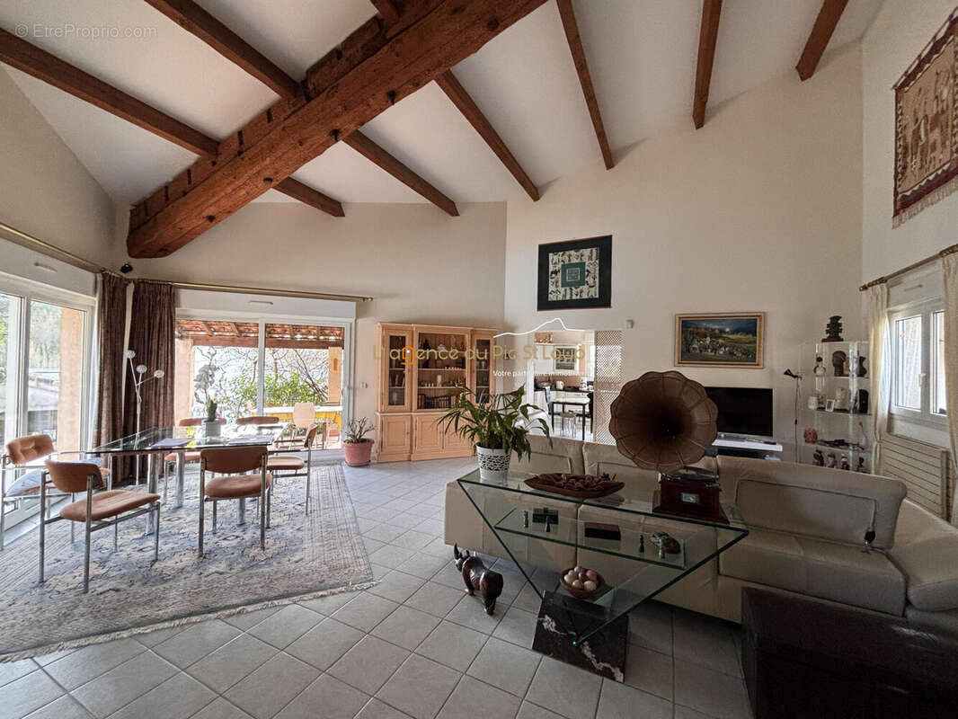 Maison à LES MATELLES