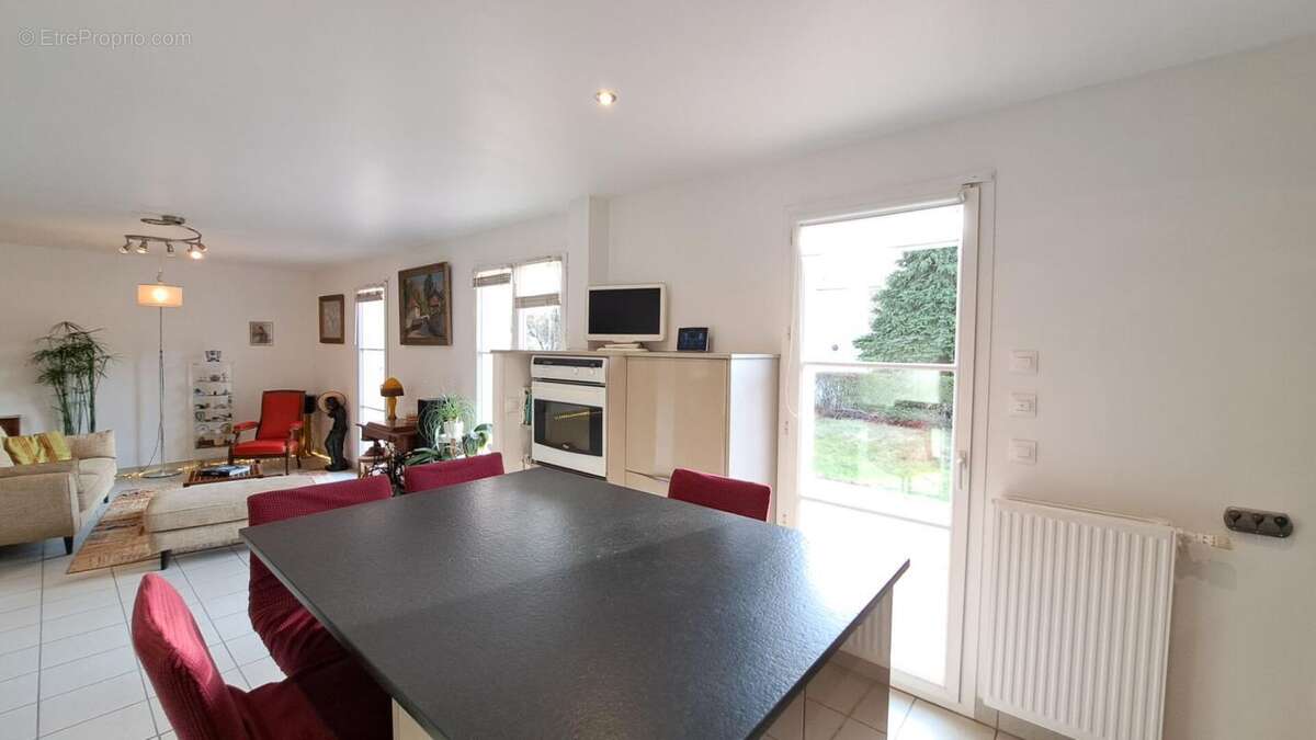 Maison à BOIS-D'ARCY