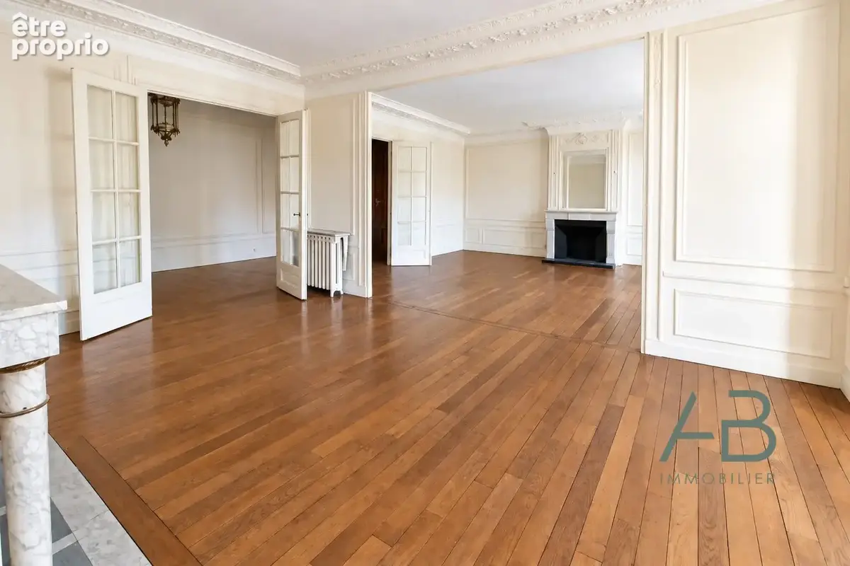 Appartement 6 pièces 209 m² à vendre à Lille (59000) - photo 4