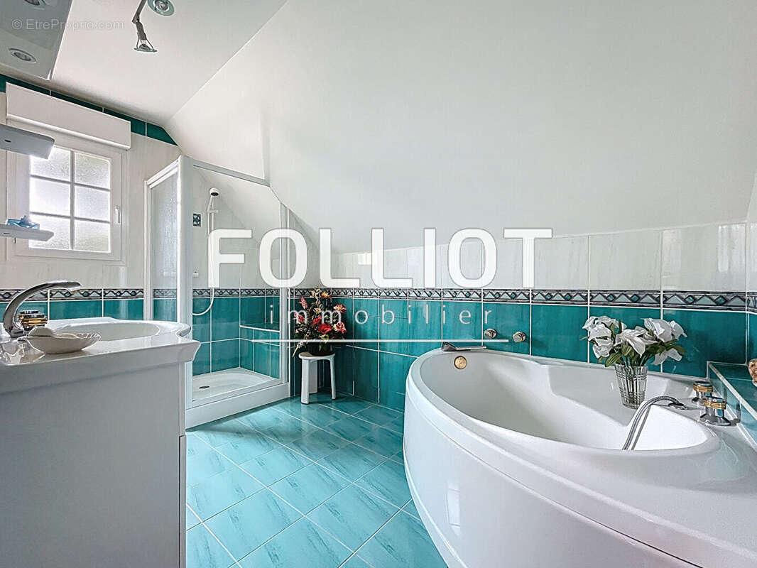 Maison à BRETTEVILLE-SUR-ODON