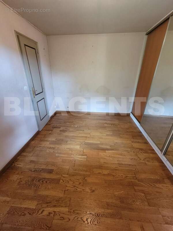 20250602_162951 - Maison à MONTREUIL