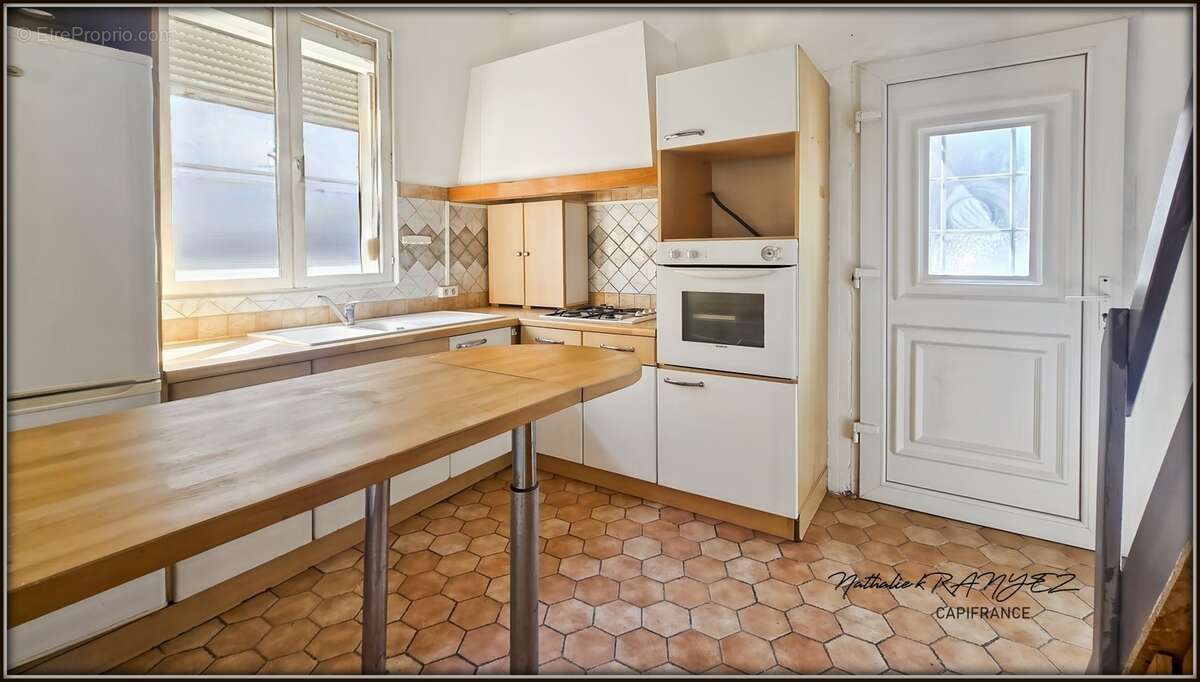Dpt Ardennes (08), à vendre VOUZIERS maison P2 de 38 m² - Terrain de 150,00 m² - photo 2