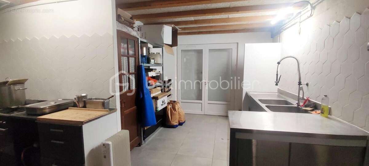 Maison à MORNAS