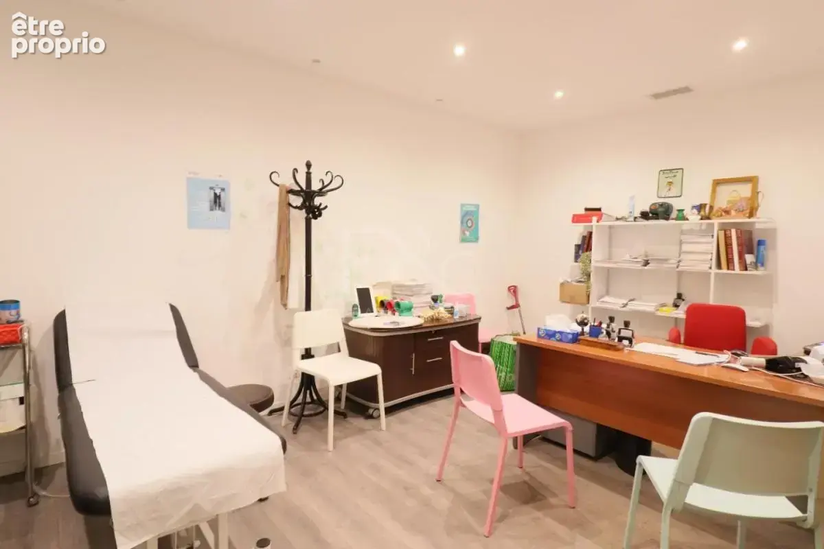 Local professionnel - photo 8